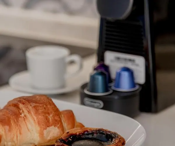 Bairro Alto Chic Oasis شقة