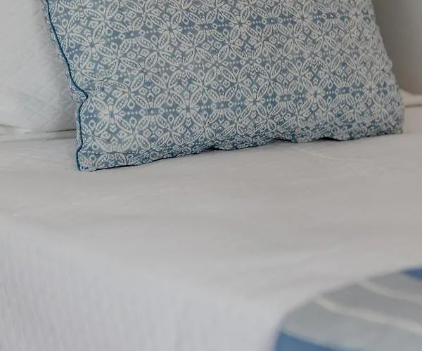 Bairro Alto Chic Oasis شقة